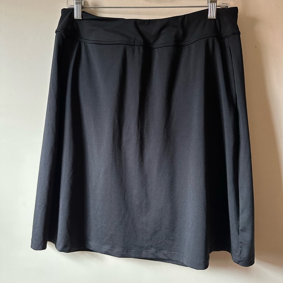 Yogipace Skort Black Knee Length - Picture 1 of 4